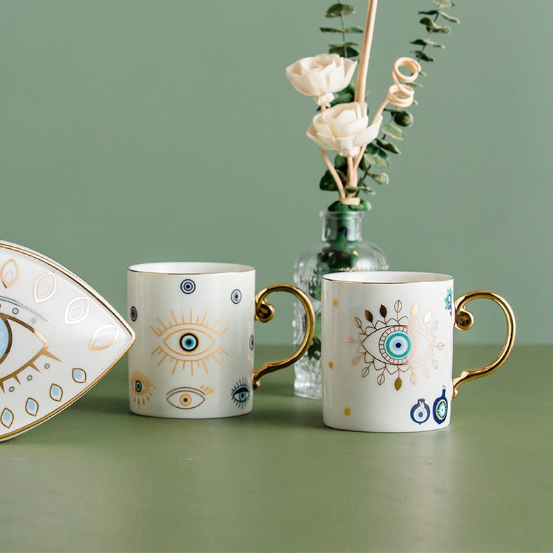 Canecas Mystical - em porcelana