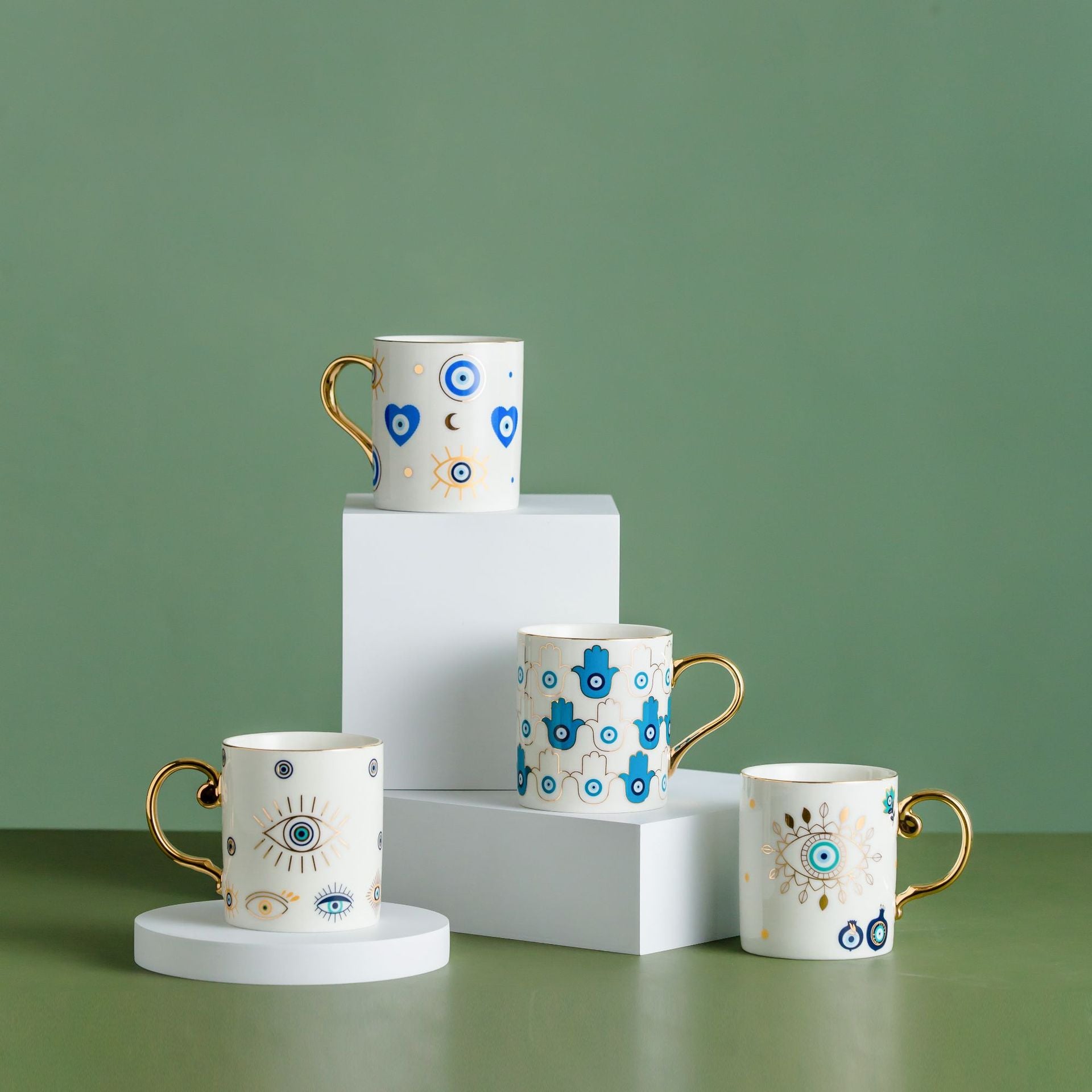 Canecas Mystical - em porcelana