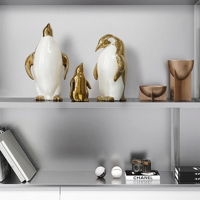 Escultura decorativa Penguim - em cerâmica