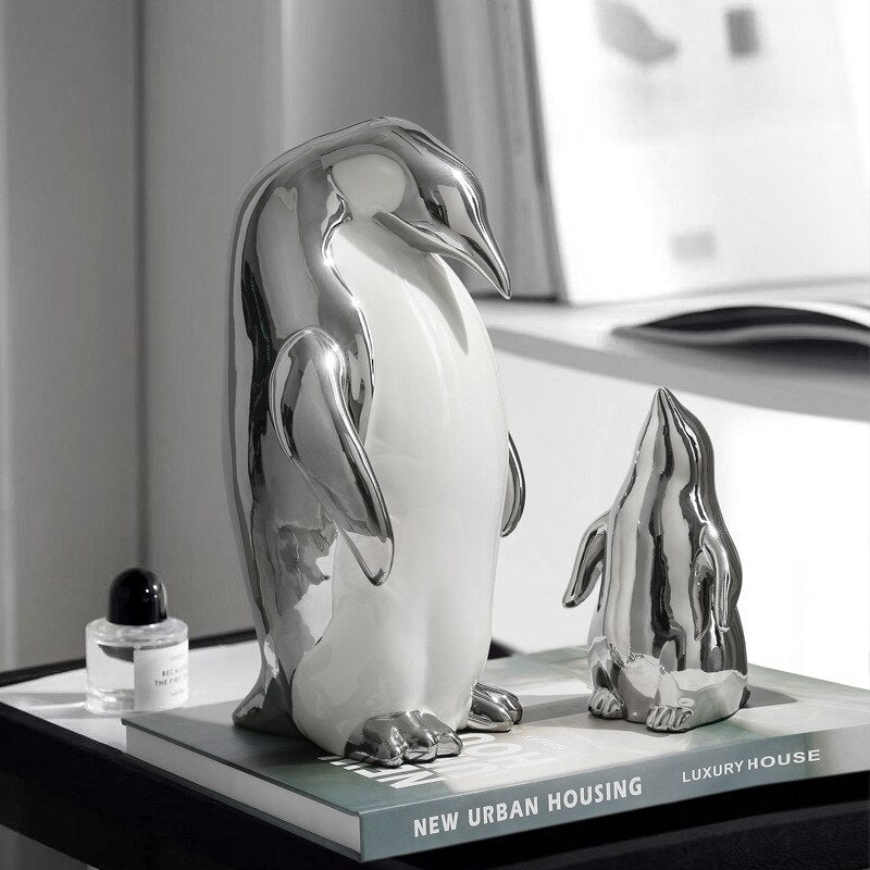 Escultura decorativa Penguim - em cerâmica