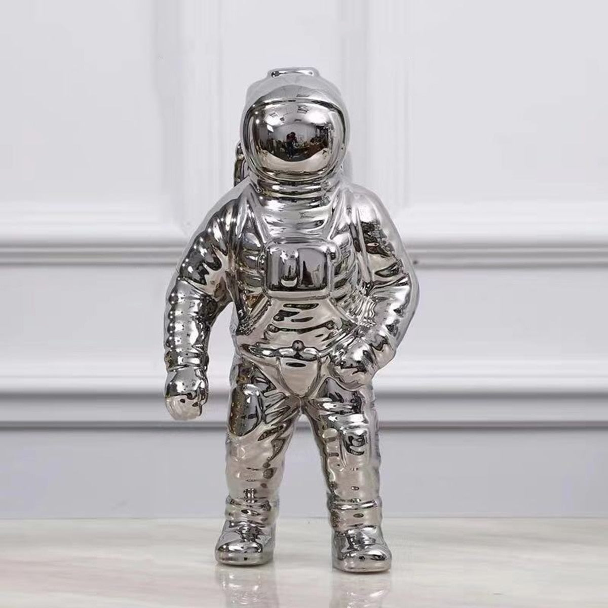 Vaso escultura Astronauta - cerâmica esmaltada