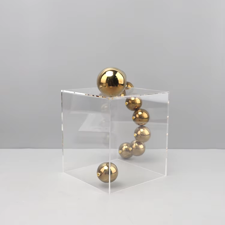 Caixa em acrílico com bolas em metal - NOVO MODELO!