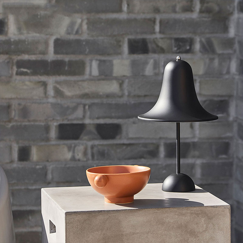 Luminária de mesa portátil Pantella Cone - 08 Cores