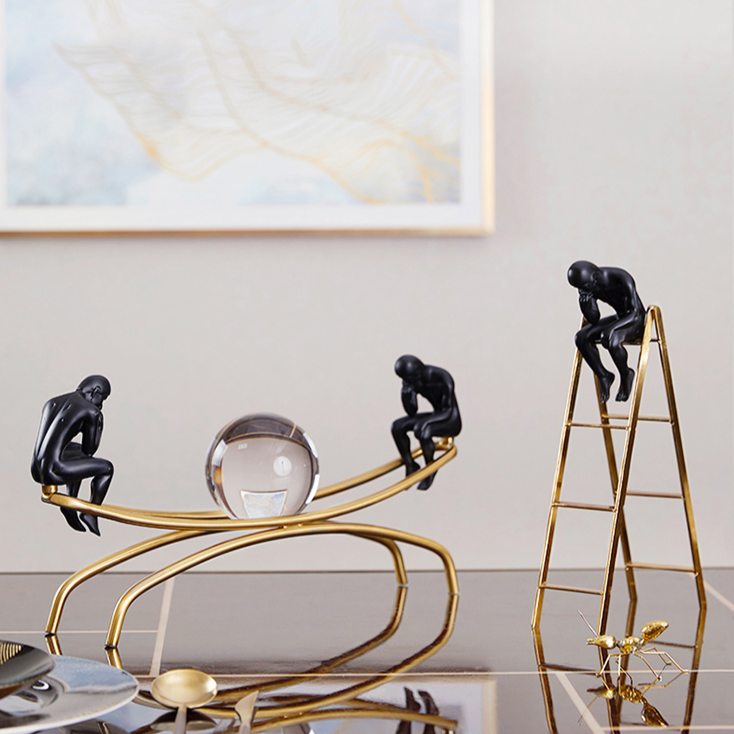 Linha de ornamentos decorativos O Pensador