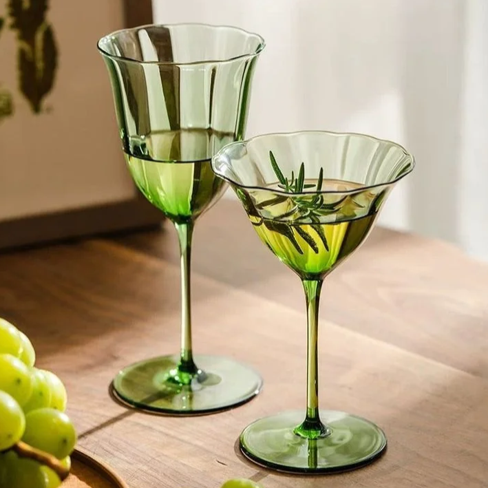 Linha de taças Oliva - design vintage