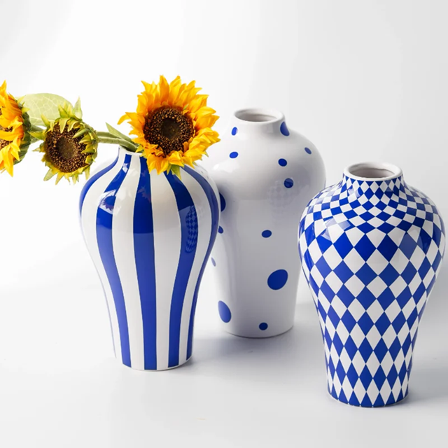 Linha de vasos Blue Ivy - em porcelana