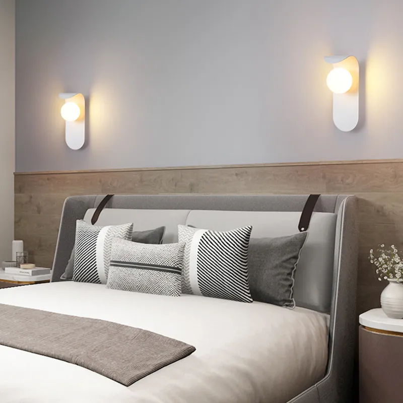 Arandela Metal Torcido - design moderno