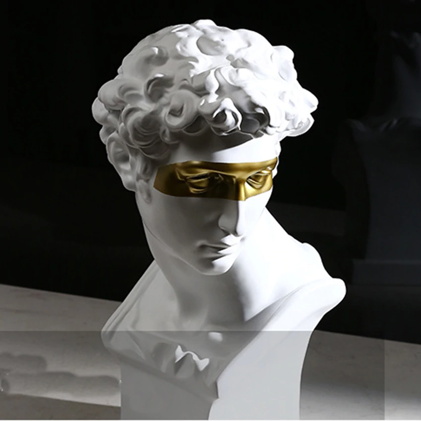 Escultura Decorativa Domani - Em Resina