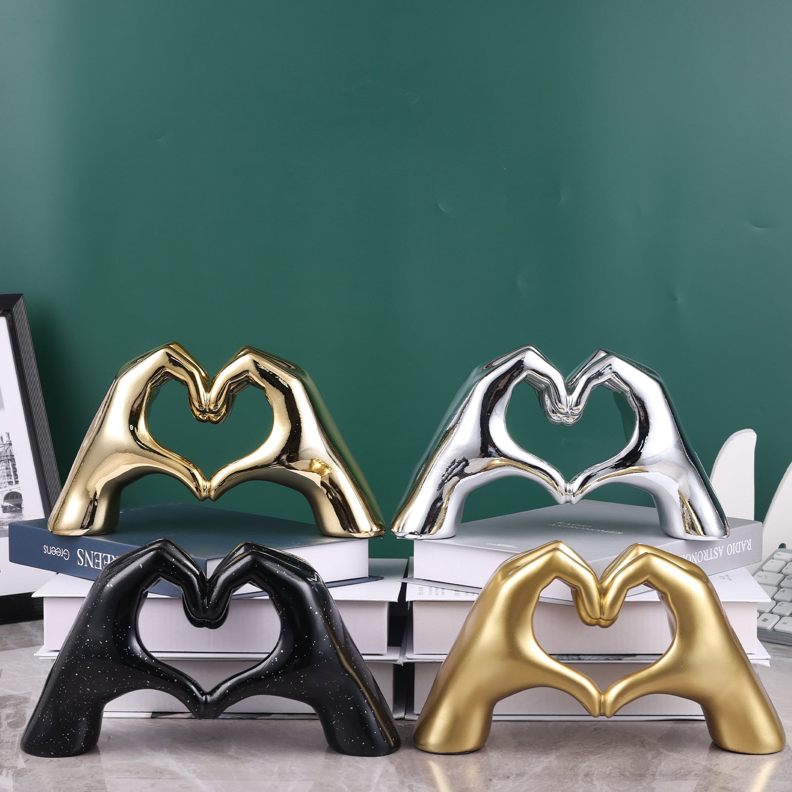 Adorno decorativo Heart - em poliresina