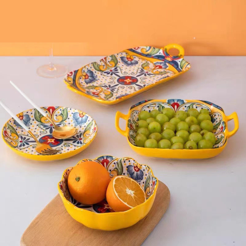 Linha italiana pintada a mão