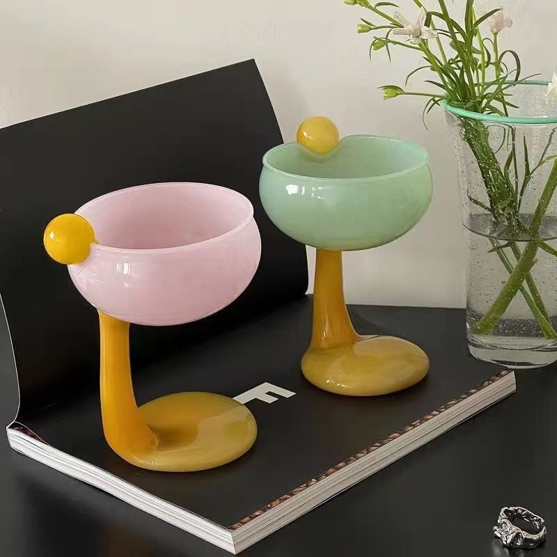 Taças Unique Design - detalhe bola em vidro