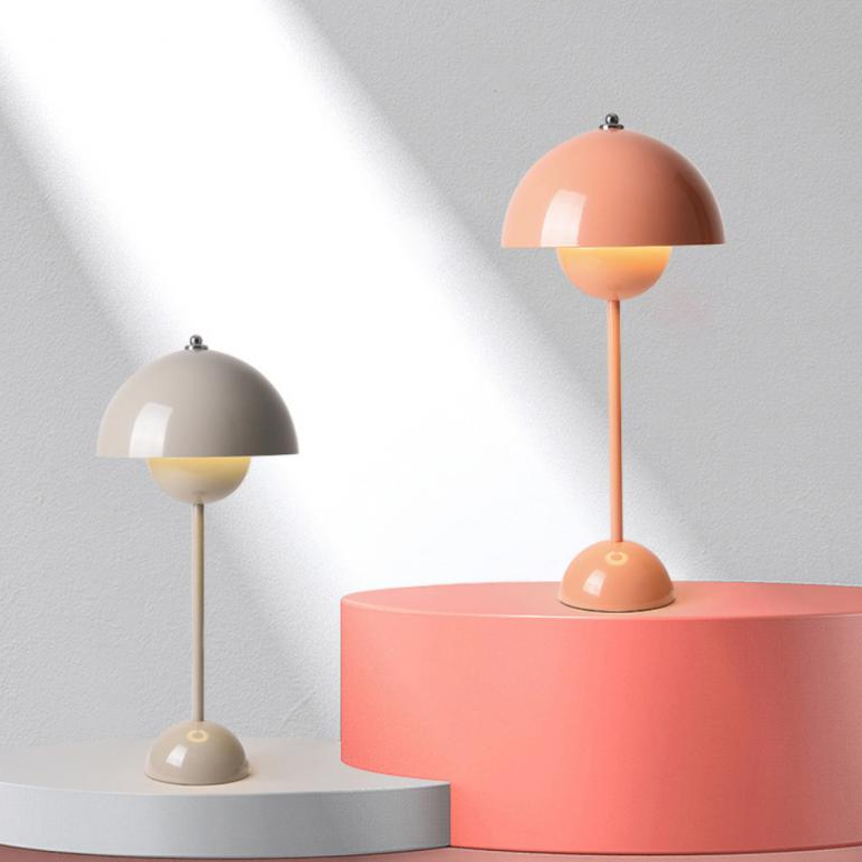 Luminária de mesa Panthella - Design Dinamaquês