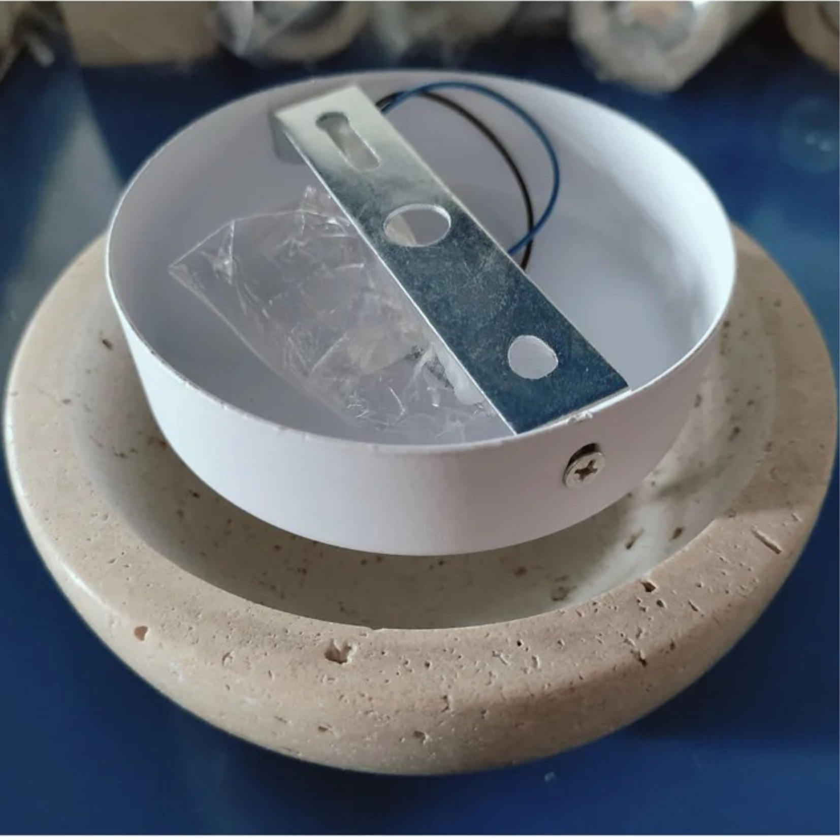 Arandela Globo em Travertino