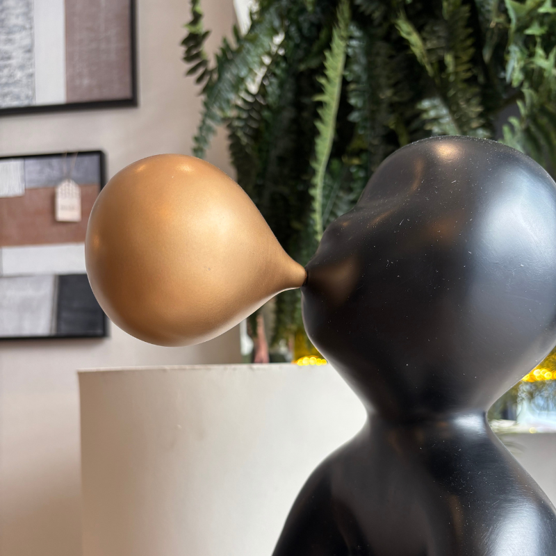 Escultura The Boy