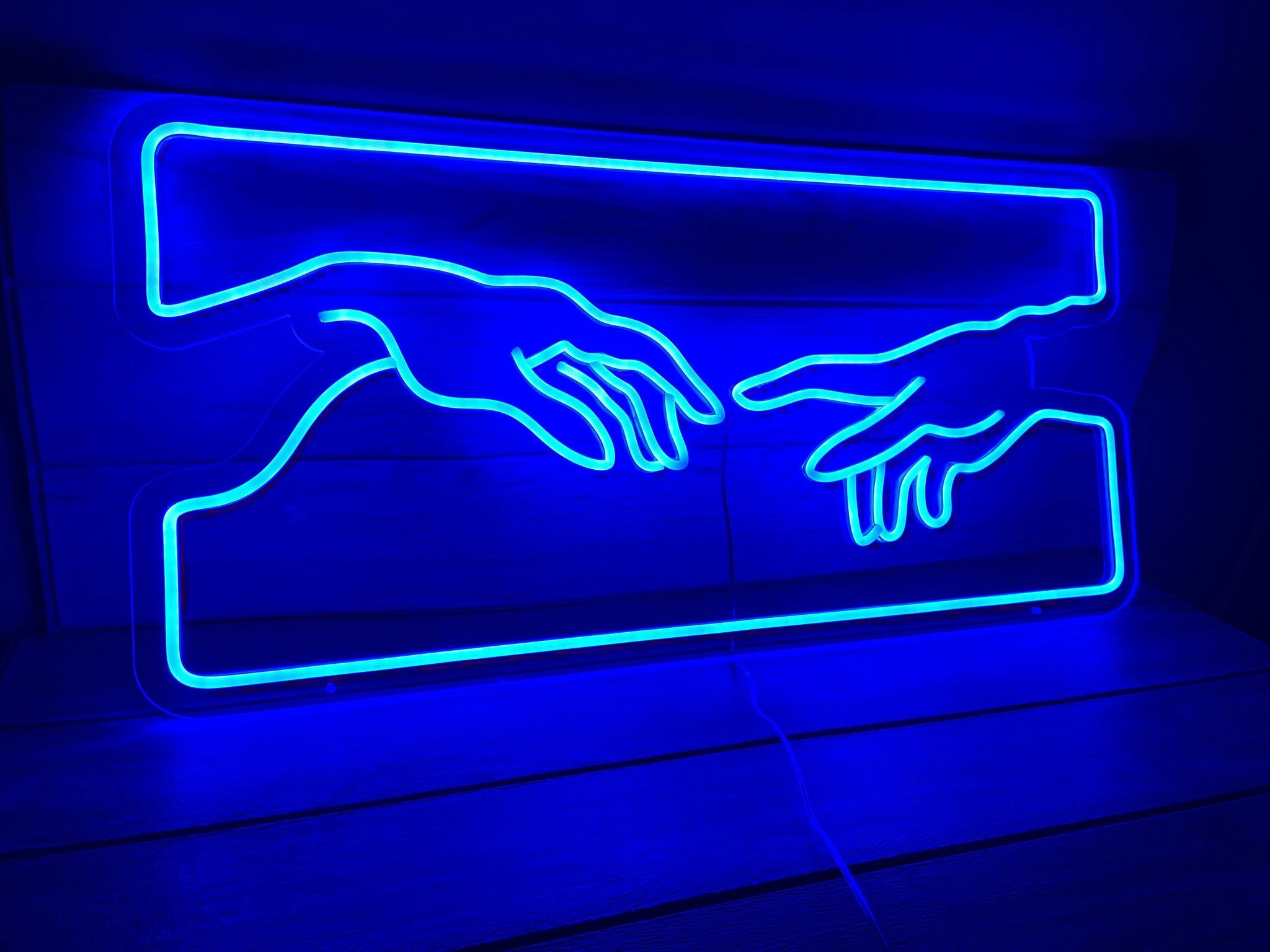 Neon contemporãneo Hands Michelangelo - 48cmx25cm