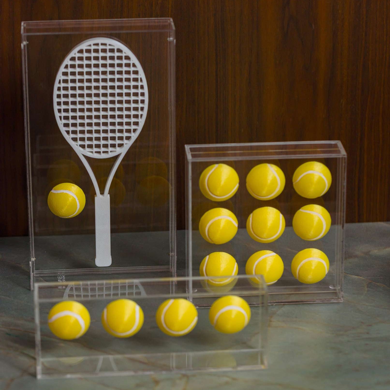 Bola de tenis na caixa de acrílico - 02 Modelos