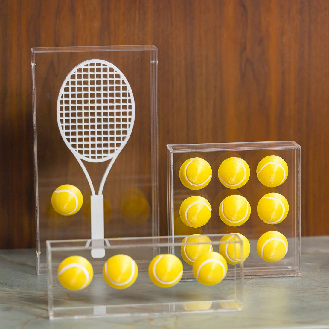Bola de tenis na caixa de acrílico - Retangular