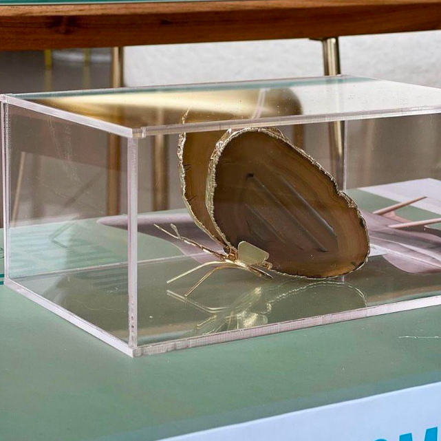 Borboleta em pedra ágata