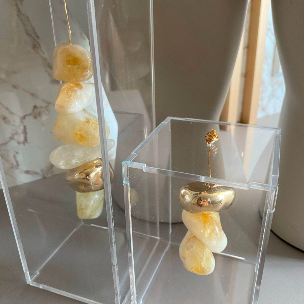 Caixa acrílica com pedras - 10 opções