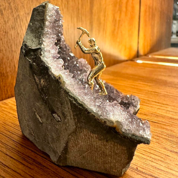 Ametista com garimpeiro - 02 tamanhos