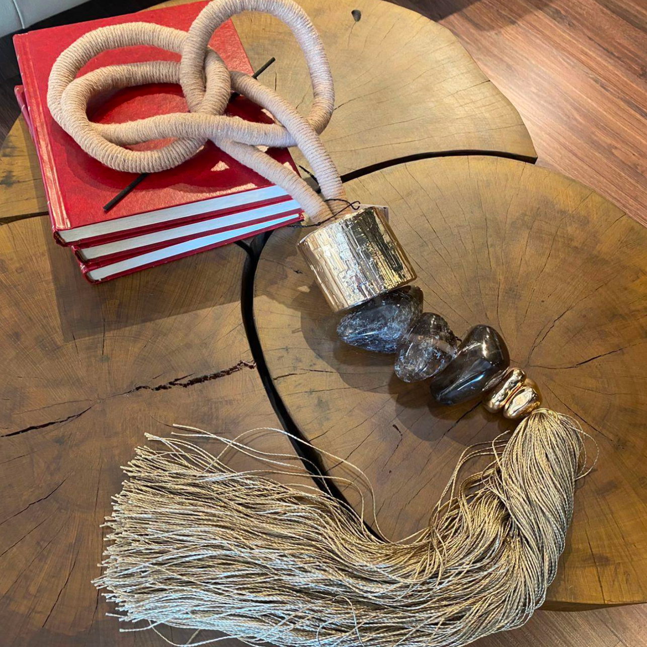 Colar de mesa em algodão + pedra - 03 opções