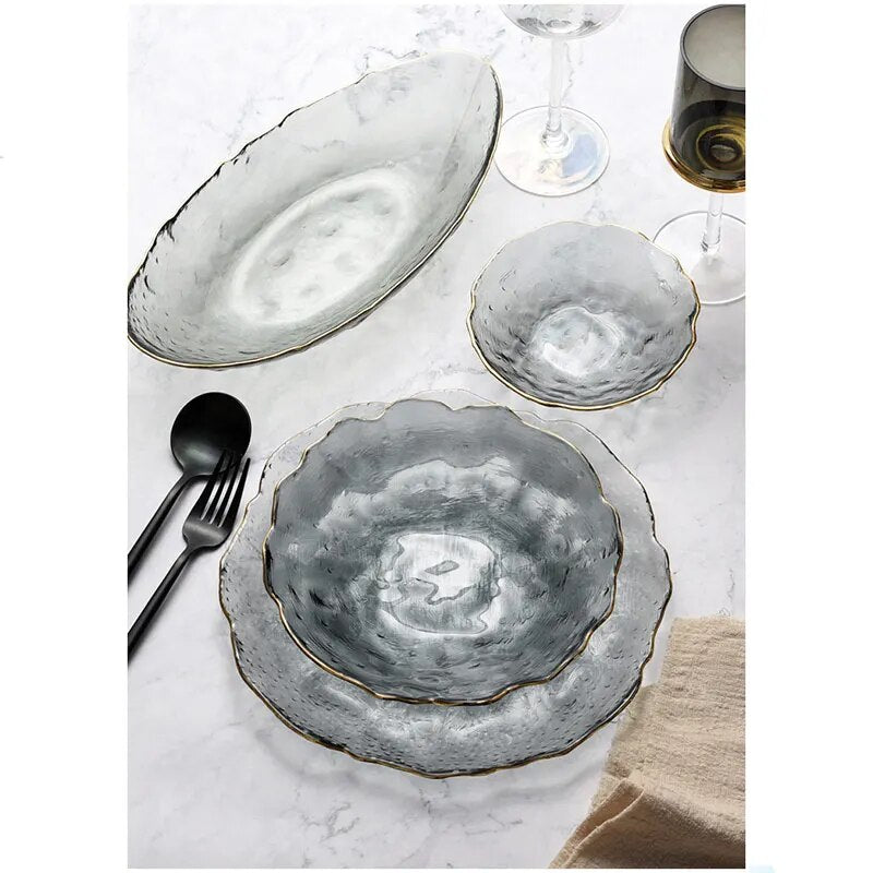 Prato de servir em vidro martelado - borda dourada