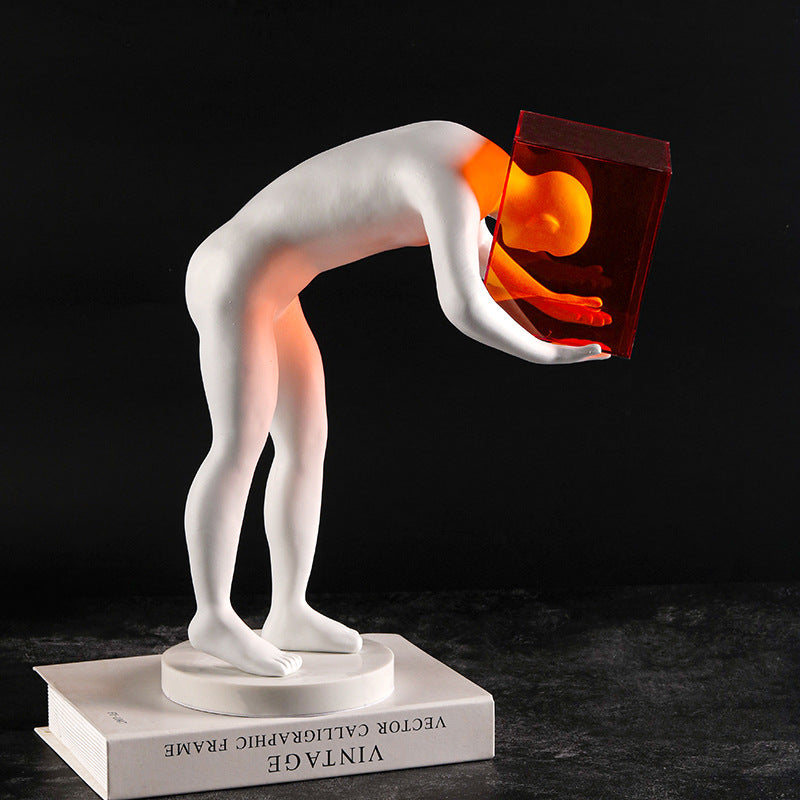 Escultura Man in the box - design contemporâneo