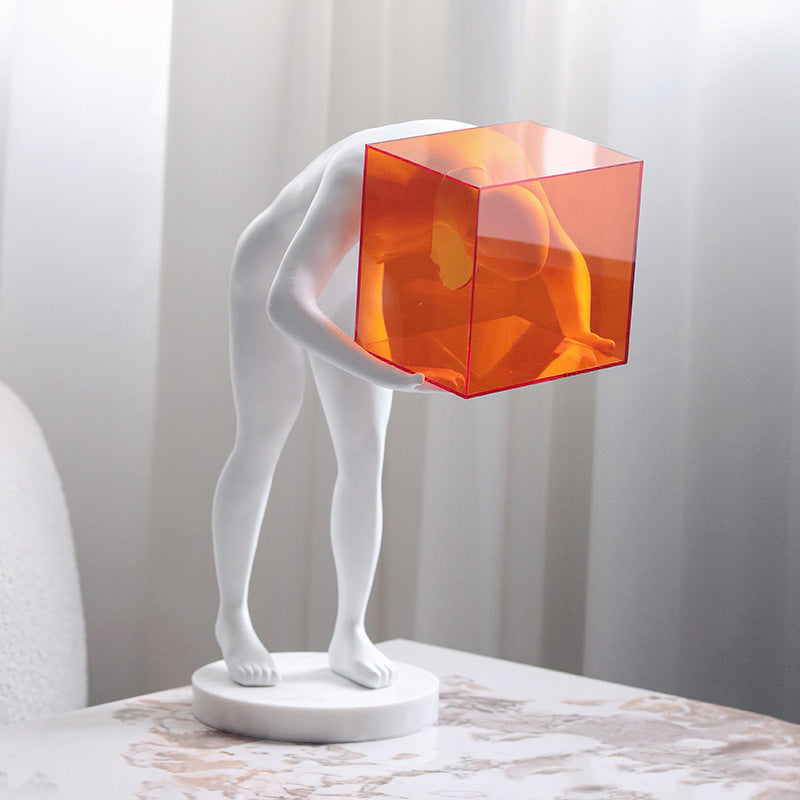 Escultura Man in the box - design contemporâneo