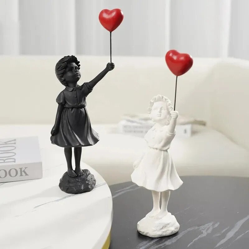 Escultura decorativa Flying Love - arte contemporânea