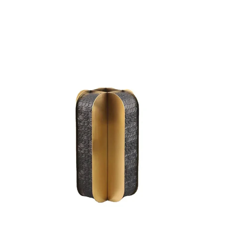 Vasos em metal com acabamento em couro - 02 Tamanhos