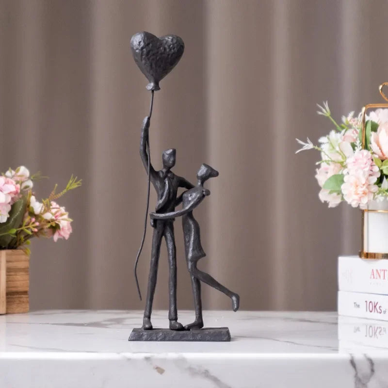 Escultura Casal Coração - em metal