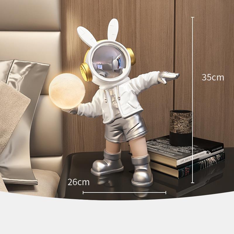 Luminária recarregável Astronauta Descolado - criativa e moderna