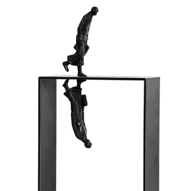 Escultura Minimalista Sombra - em metal
