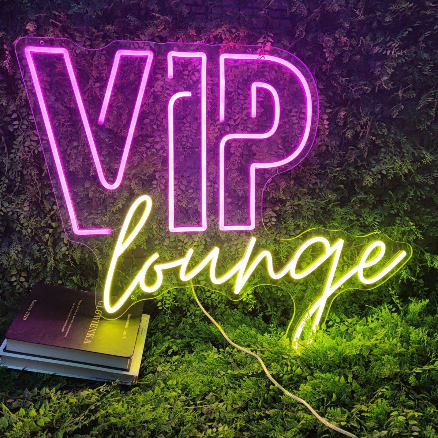 Neon VIP Lounge - 60cmx44cm