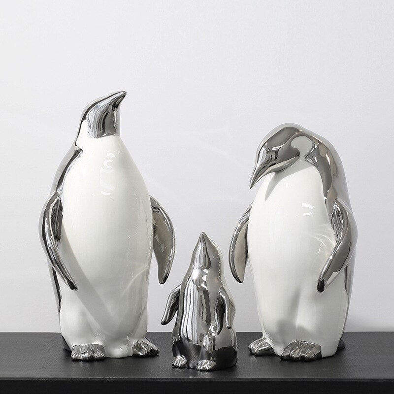 Escultura decorativa Penguim - em cerâmica