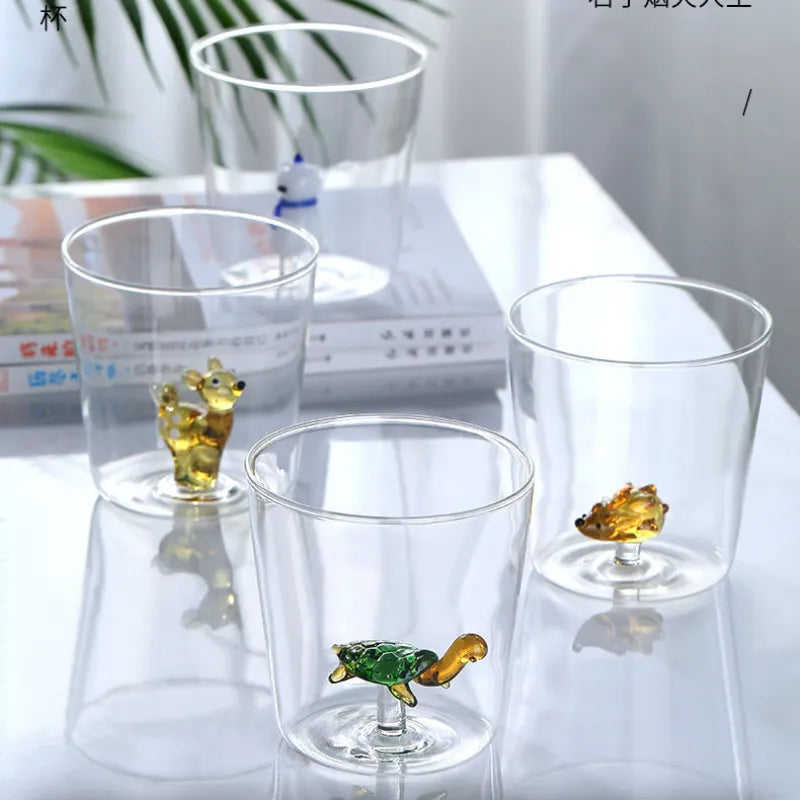 Copos com esculturas em vidro - 10 Opções de modelo