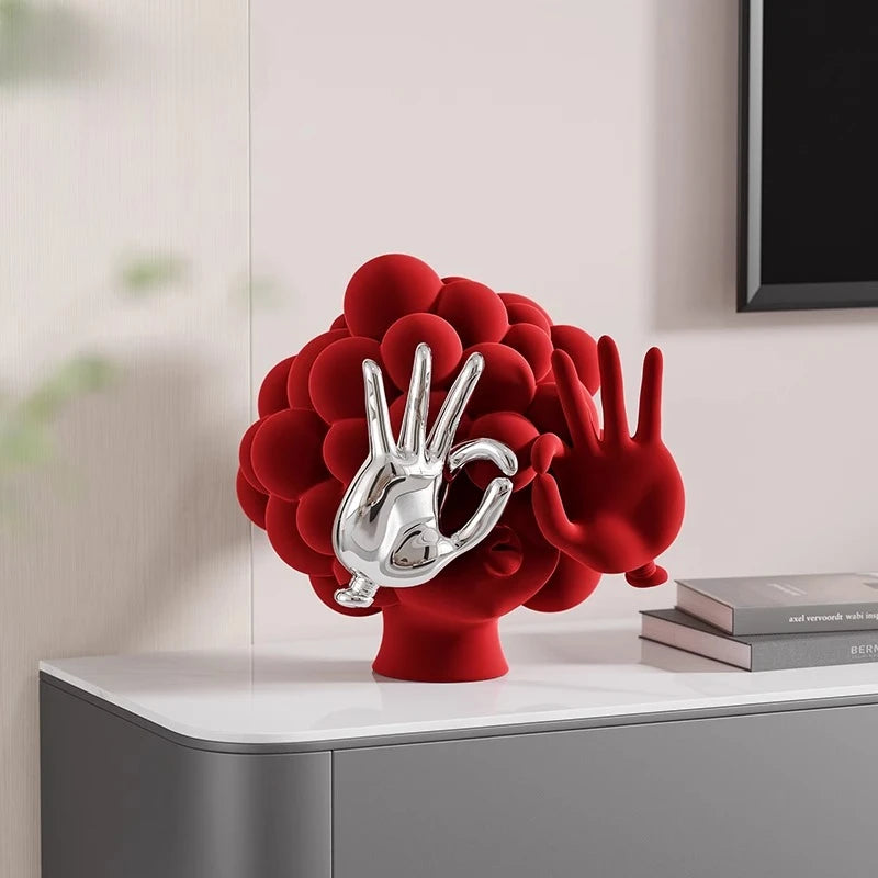 Escultura The Girl - design contemporâneo