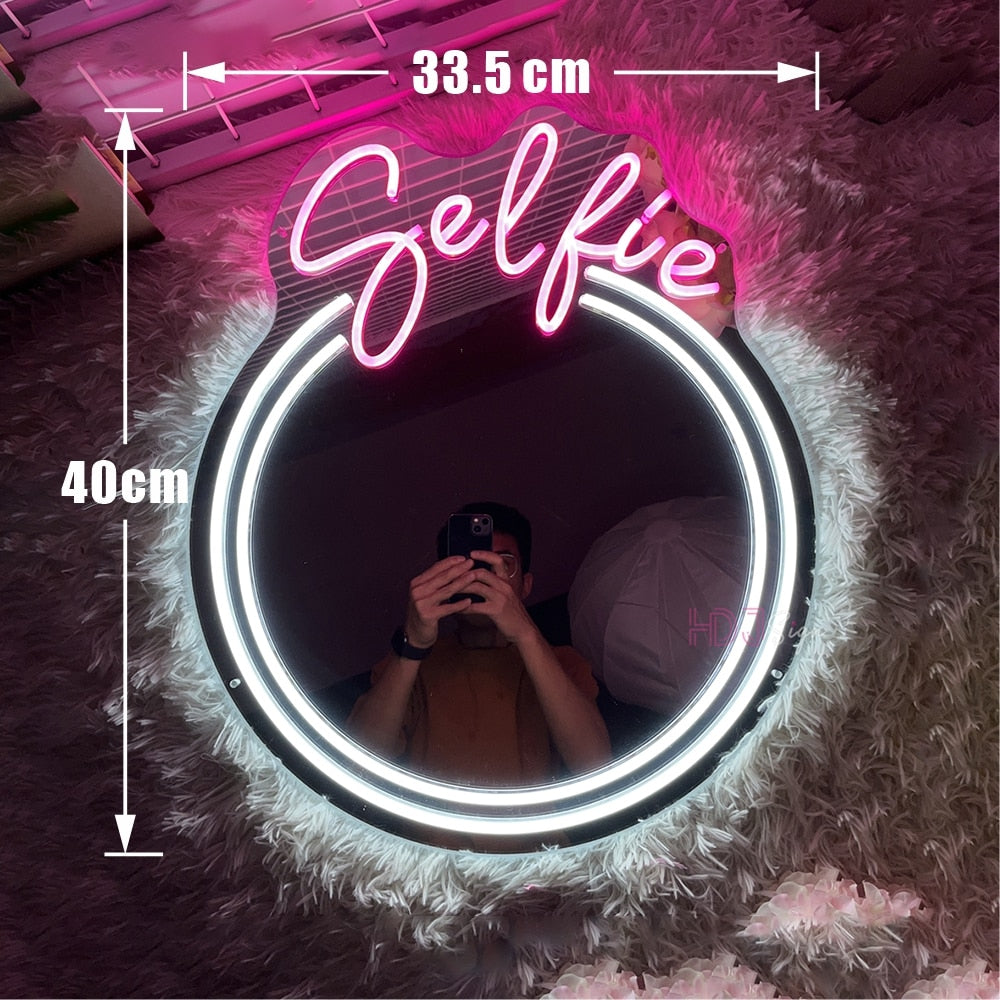 Espelho com led neon Selfie Pink - 40x33.5cm