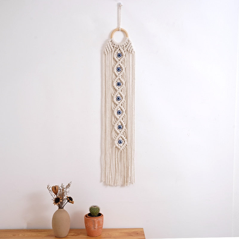 Macrame decorativo com aplicações olho grego - 70cm