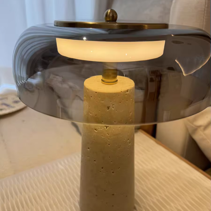 Luminária de mesa base travertino