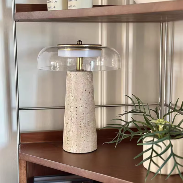 Luminária de mesa base travertino