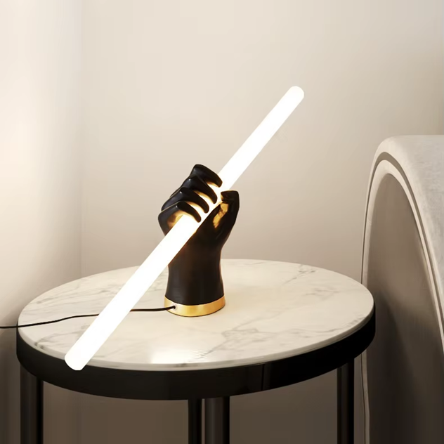 Luminária de mesa Mãos - Design Contemporâneo