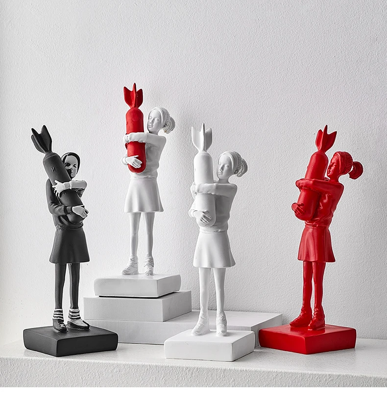 Escultura decorativa Bomb Girl - arte contemporânea