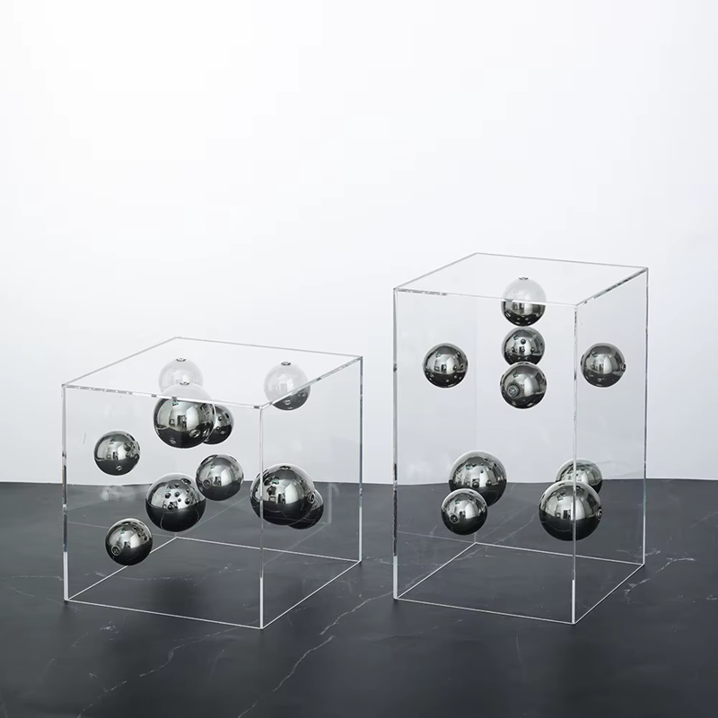 Caixa em acrílico com bolas em metal - Art Deco