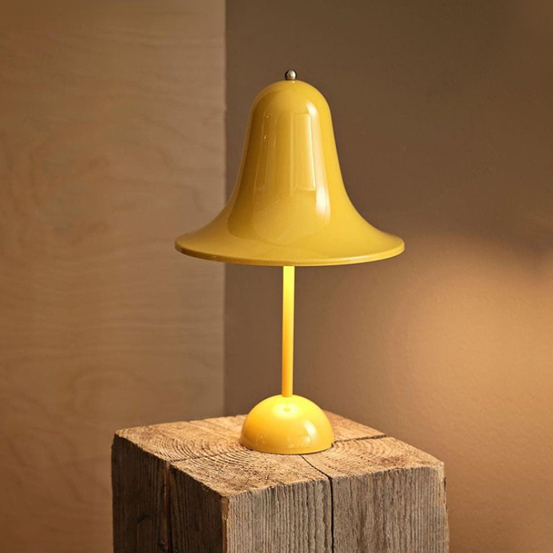 Luminária de mesa portátil Pantella Spirit - design moderno