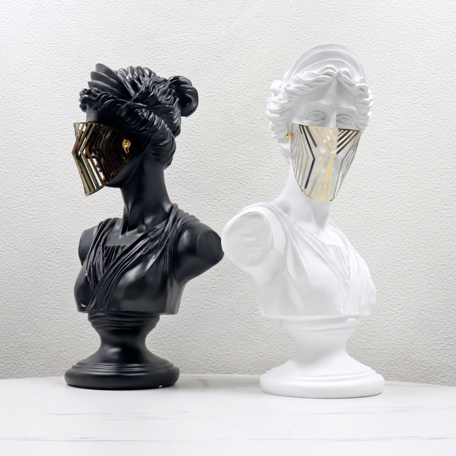 Escultura Contemporânea Goddess - 40cm