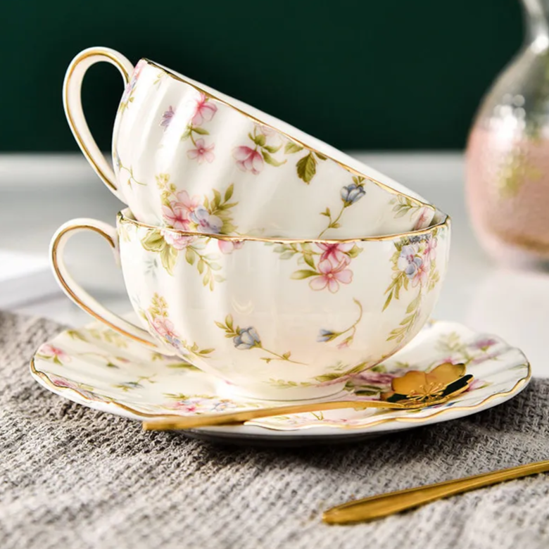 Jogo 07pcs Estilo Inglês - em porcelana