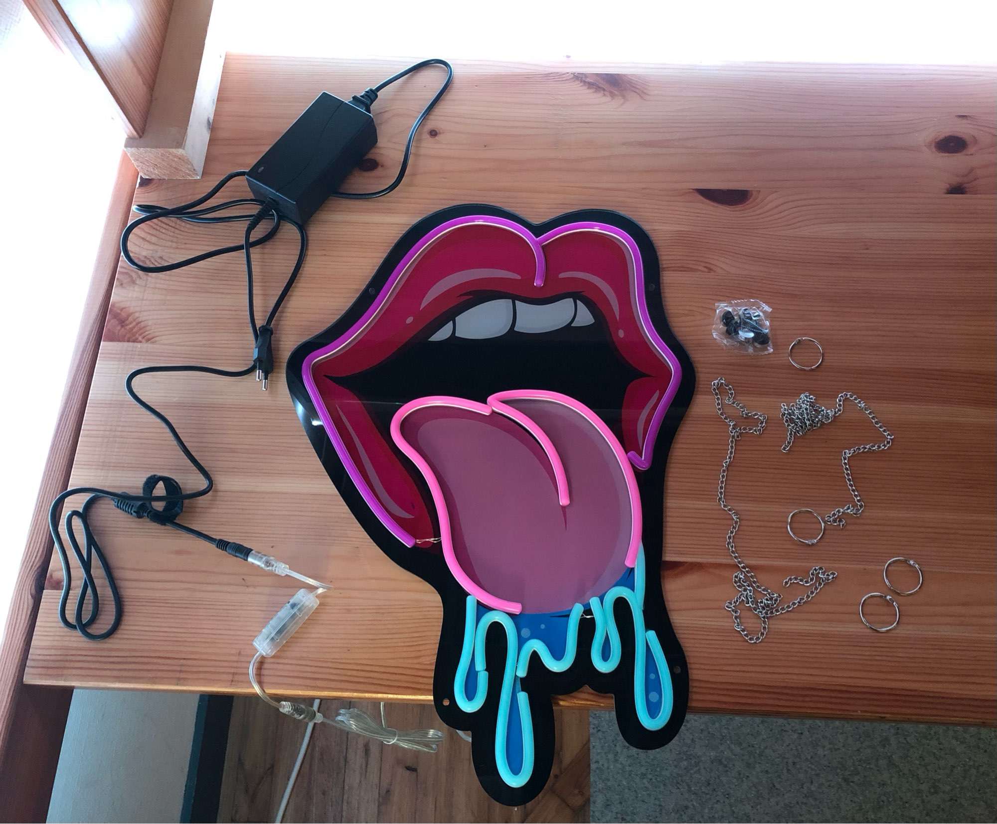 Neon contemporâneo Lips - 02 Modelos