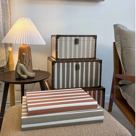 Kit Livros Caixa em mdf com revestimento em Pu Listras - 2pcs