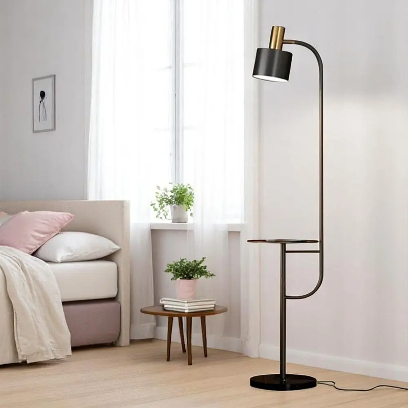 Luminária de chão mesinha com indução de carregamento para celular - 160cm